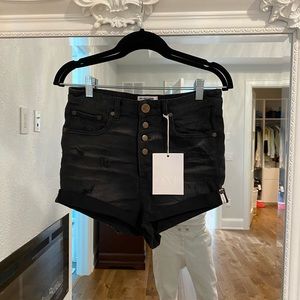 One teaspoon shorts